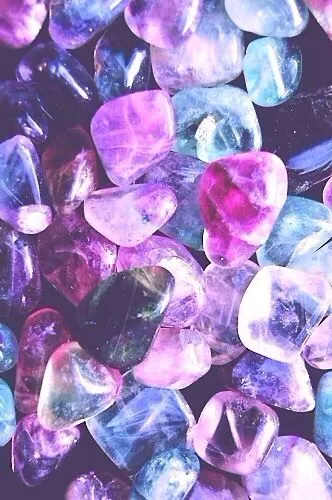 glowing-stones-123.webp